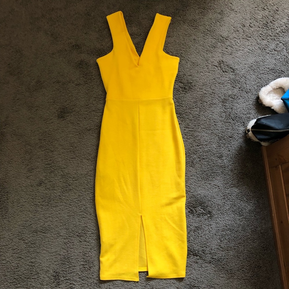 Summer Dress - Picture 2 of 4